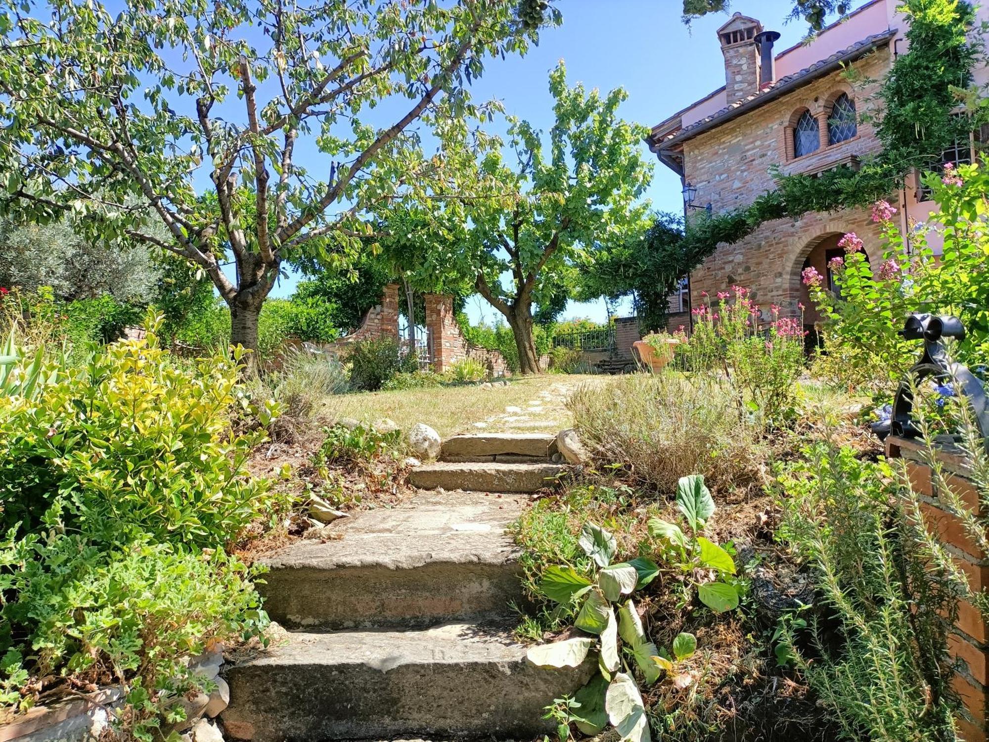 Ferienwohnung Nido Di Rondine Montespertoli Exterior foto